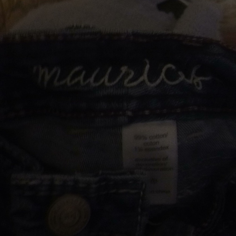 Jeans - Picture 2 of 4
